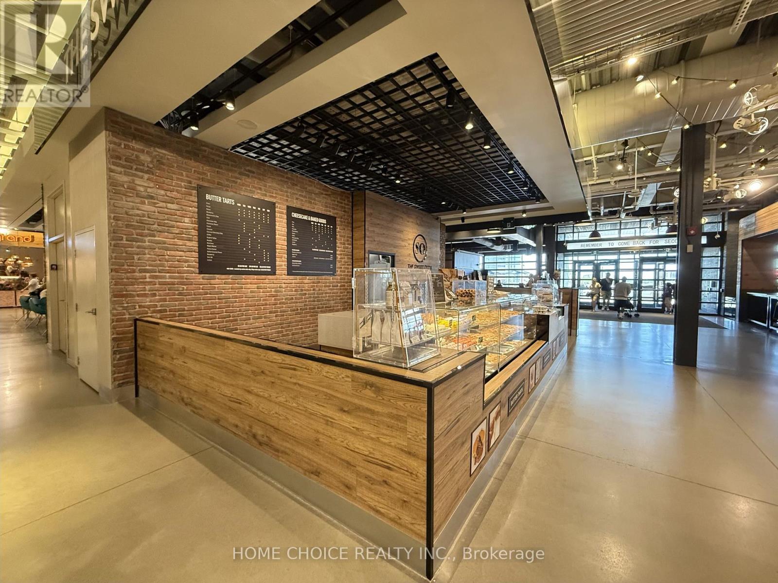 Fm23d - 17600 Yonge Street Property Photo 3