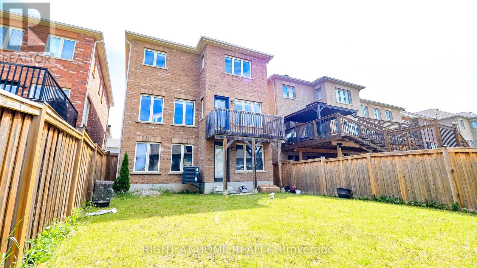 8 CHERRY LANE Property Photo 1