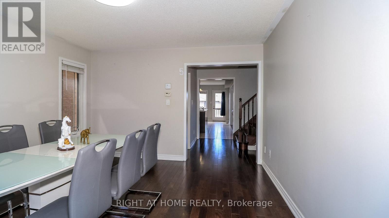 8 Cherry Lane Property Photo 10