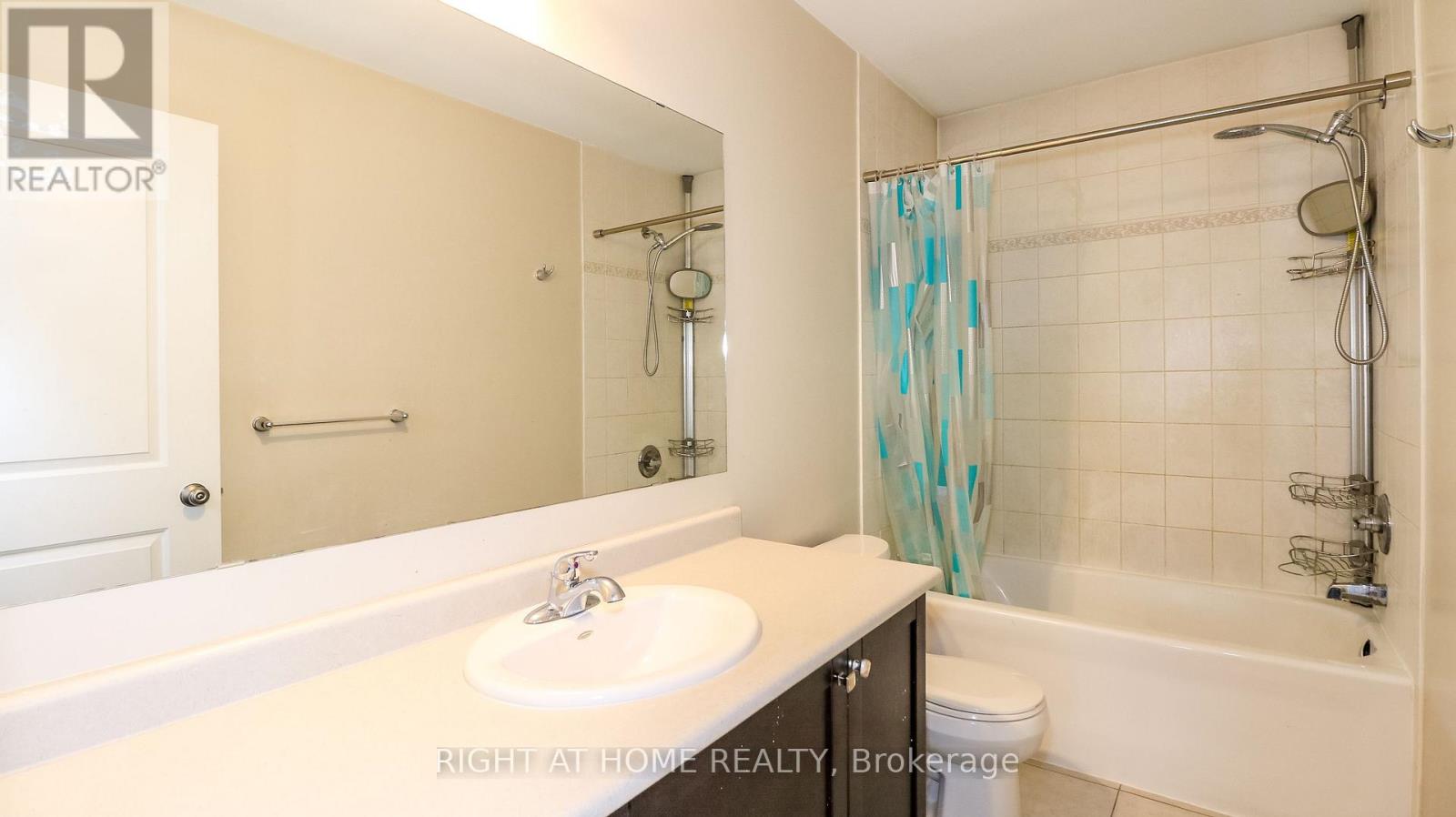 8 Cherry Lane Property Photo 20