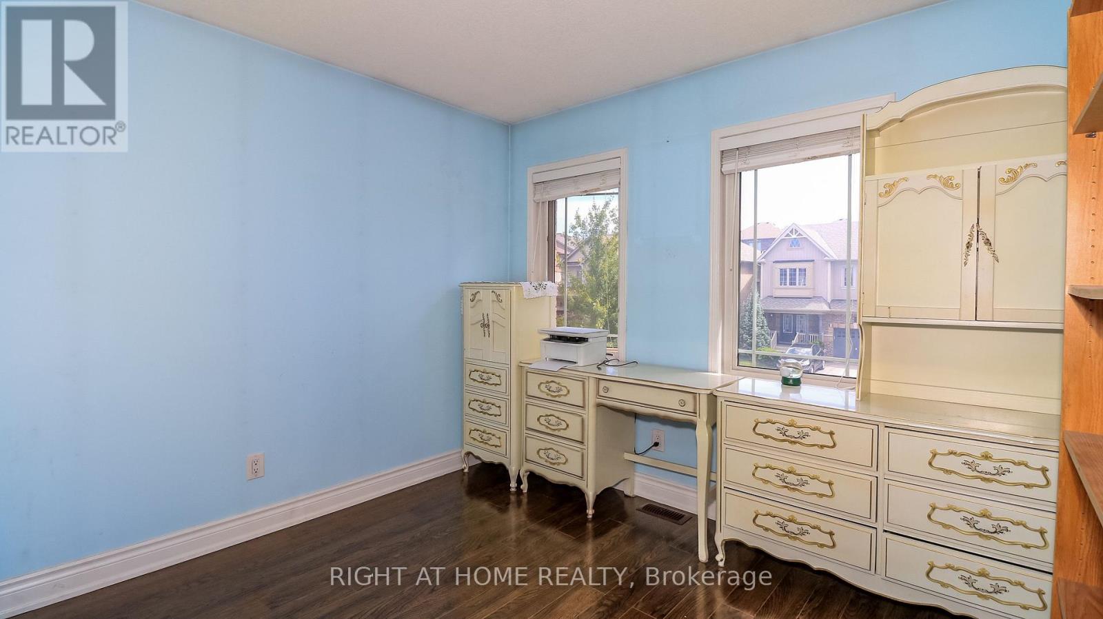 8 Cherry Lane Property Photo 21
