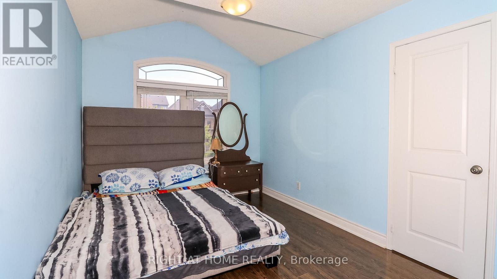 8 Cherry Lane Property Photo 22