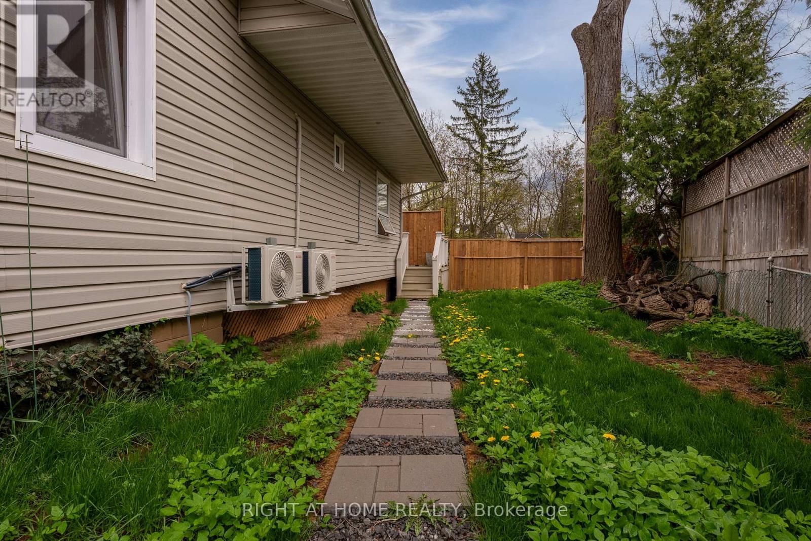 120 Wright Street Property Photo 4