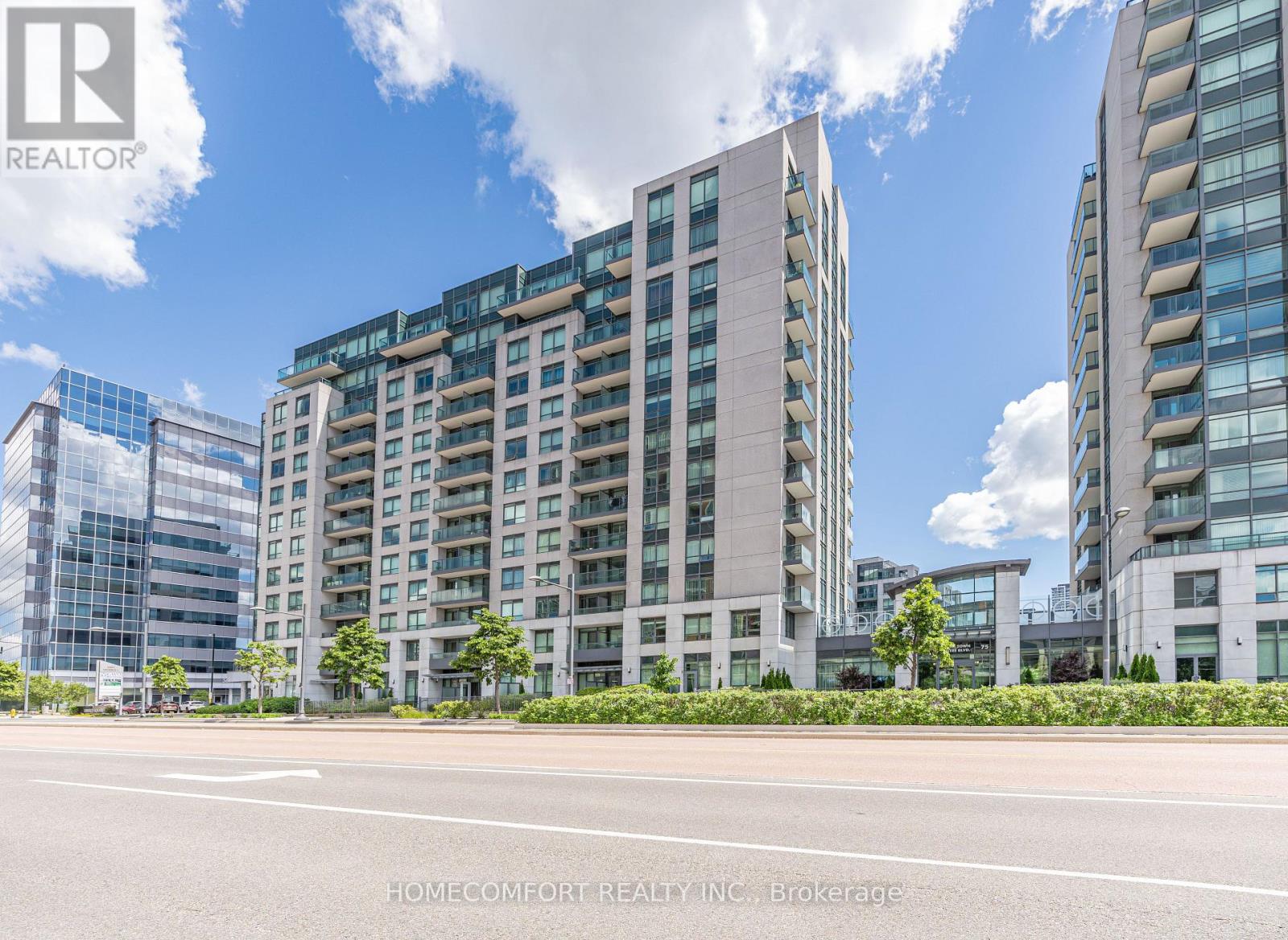 517 - 55 South Town Centre Boulevard Property Photo 1