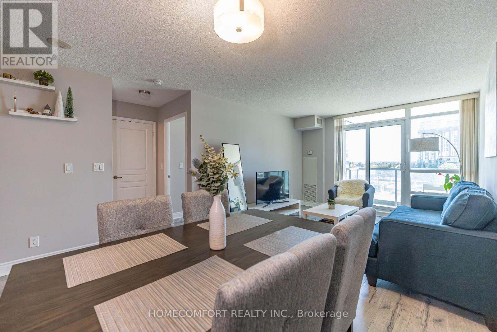 517 - 55 South Town Centre Boulevard Property Photo 12