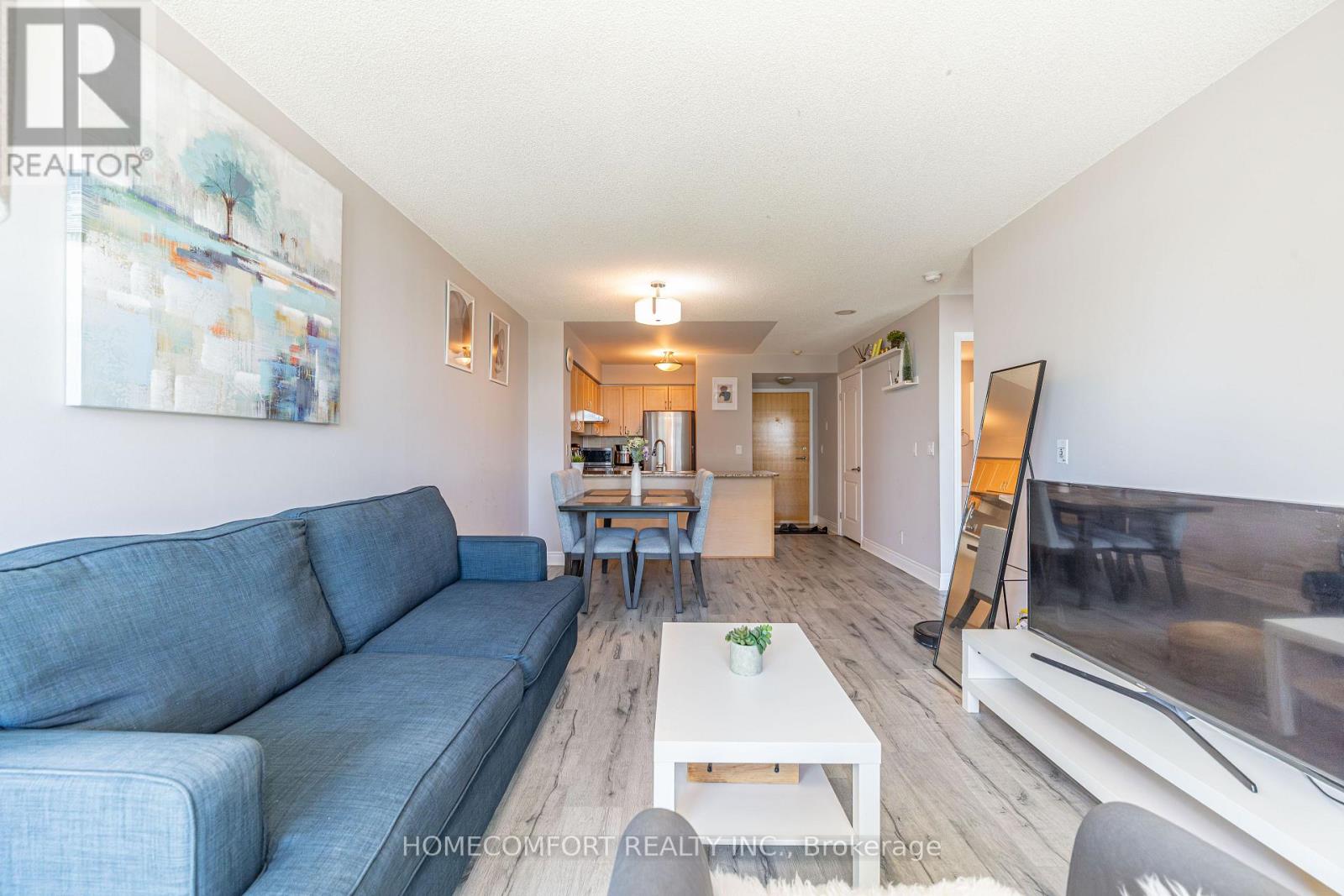 517 - 55 South Town Centre Boulevard Property Photo 18