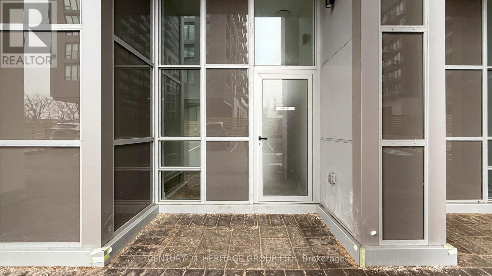 103 (l/w) - 8888 Yonge Street Property Photo 4