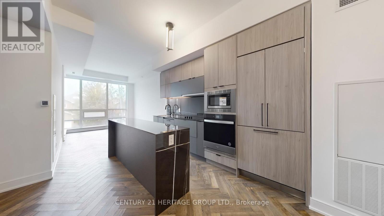 103 (l/w) - 8888 Yonge Street Property Photo 11
