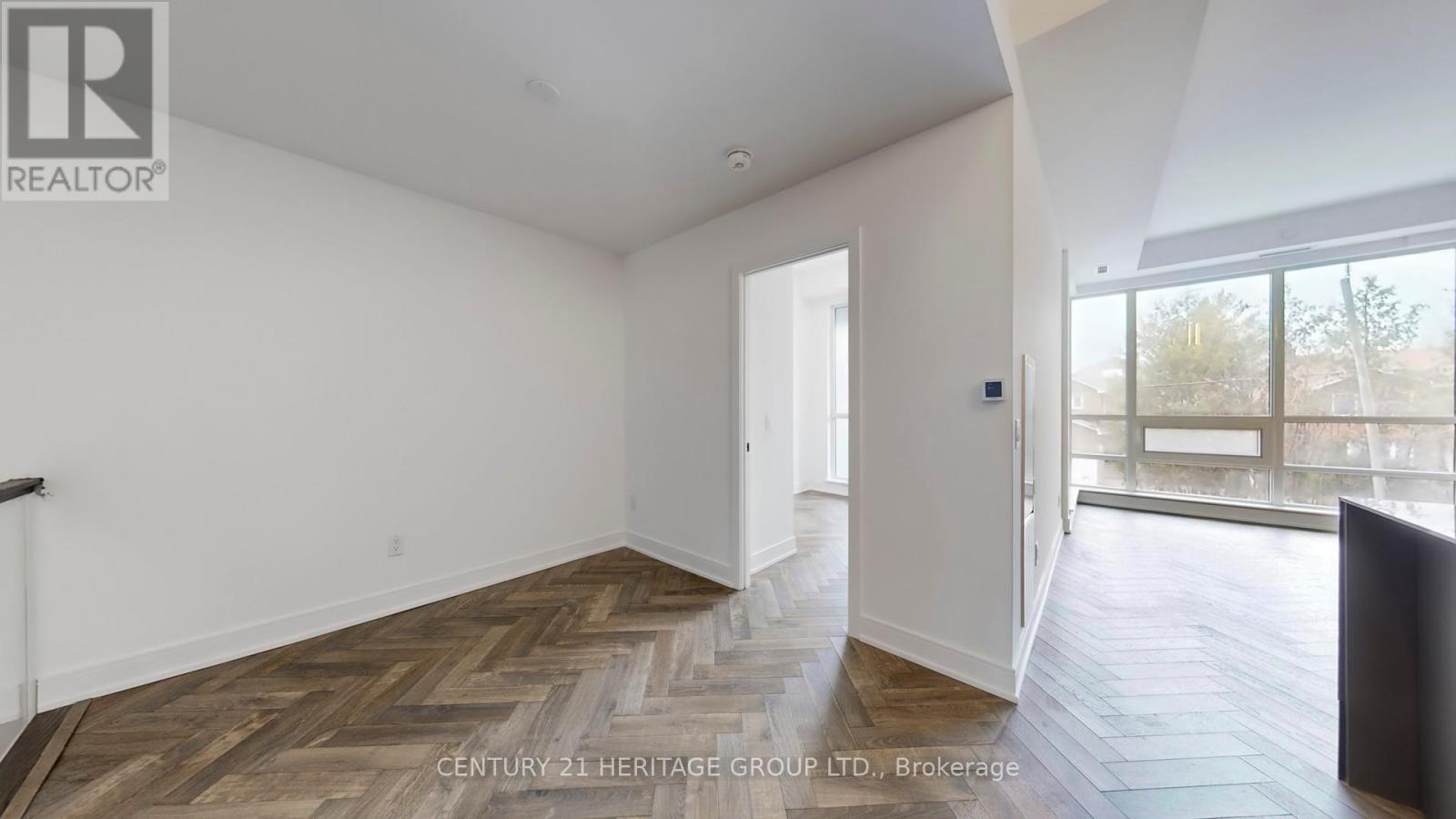 103 (l/w) - 8888 Yonge Street Property Photo 13