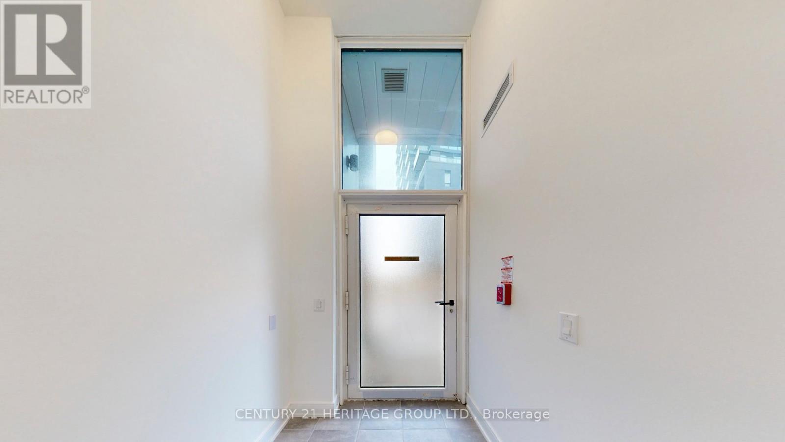 103 (l/w) - 8888 Yonge Street Property Photo 18