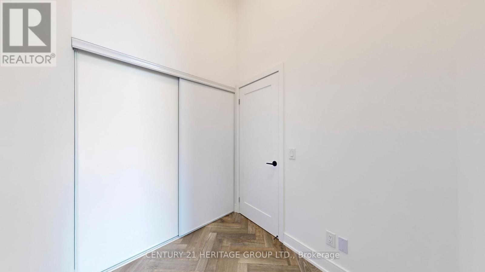 103 (l/w) - 8888 Yonge Street Property Photo 36