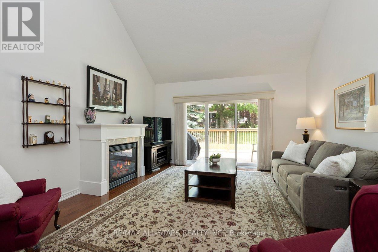 52 Oasis Way Property Photo 3