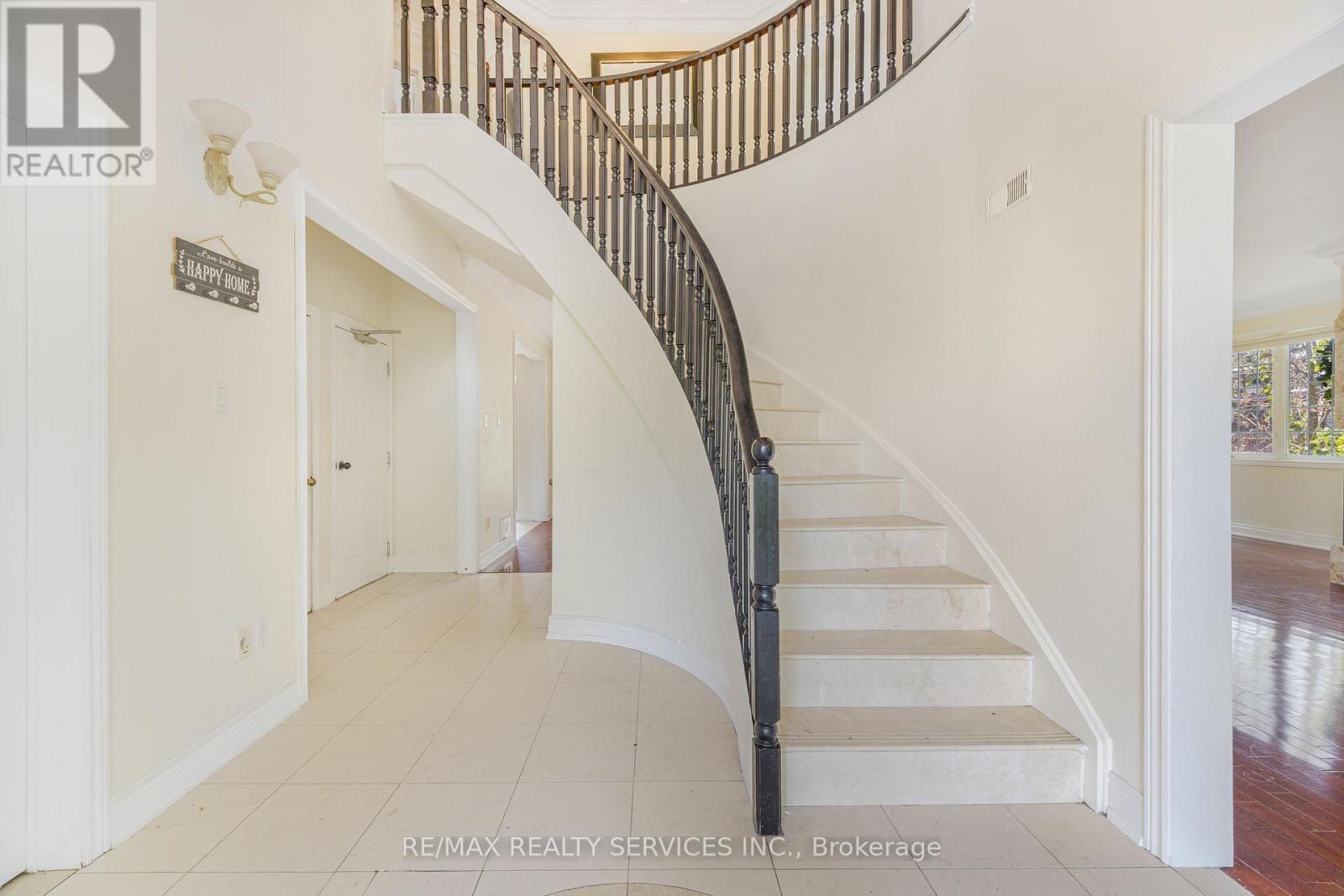 135 Spruce Avenue Property Photo 7