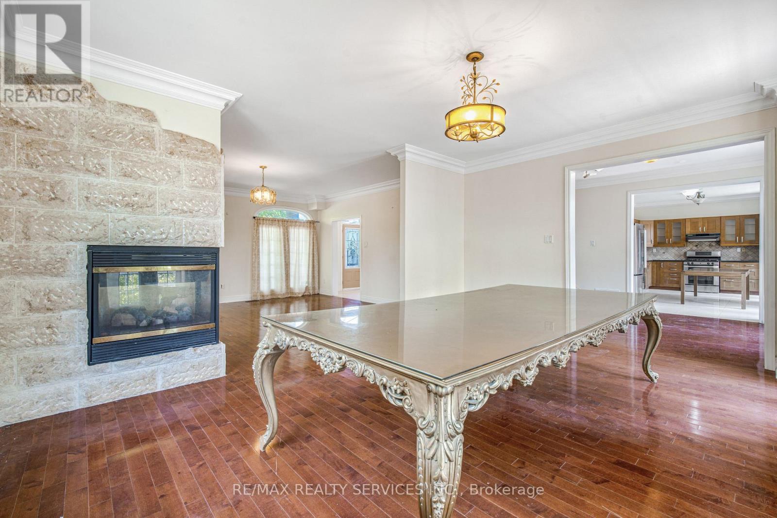 135 Spruce Avenue Property Photo 16