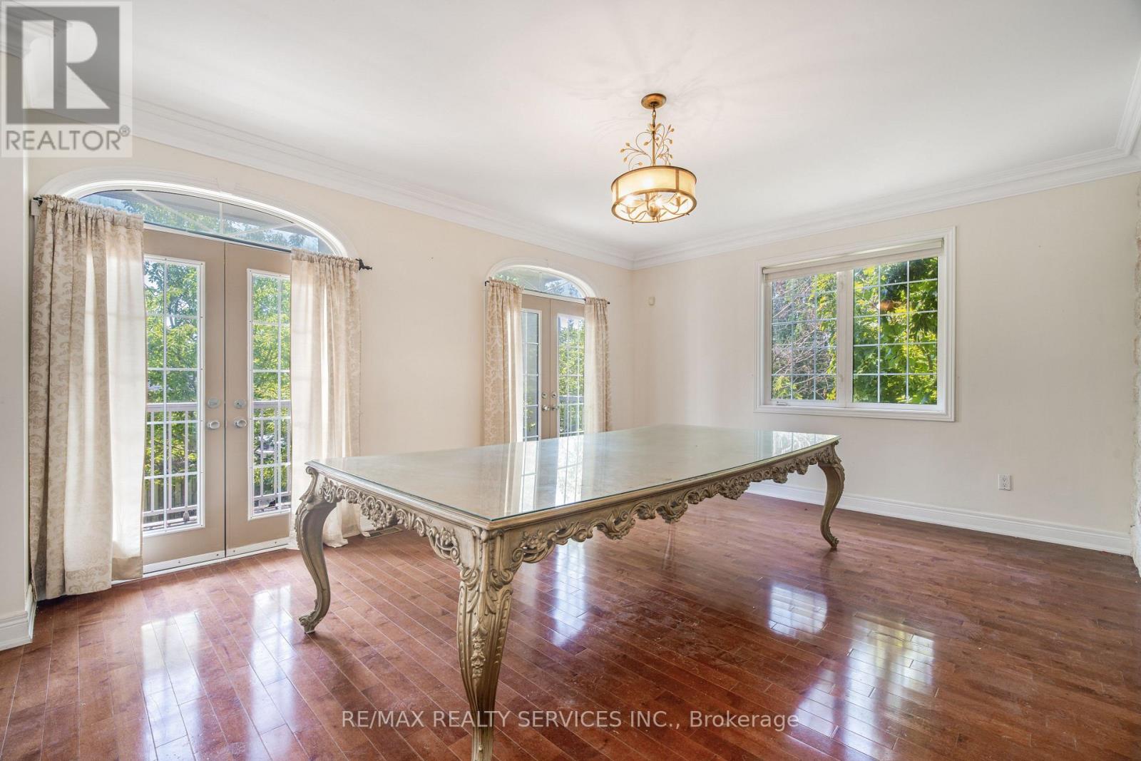 135 Spruce Avenue Property Photo 17