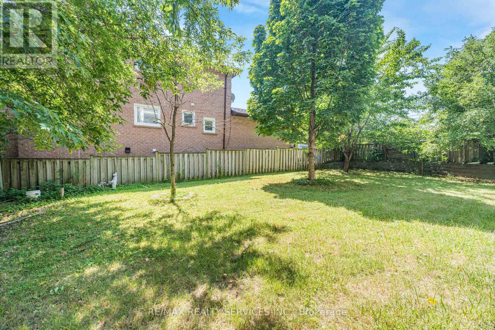 135 Spruce Avenue Property Photo 21