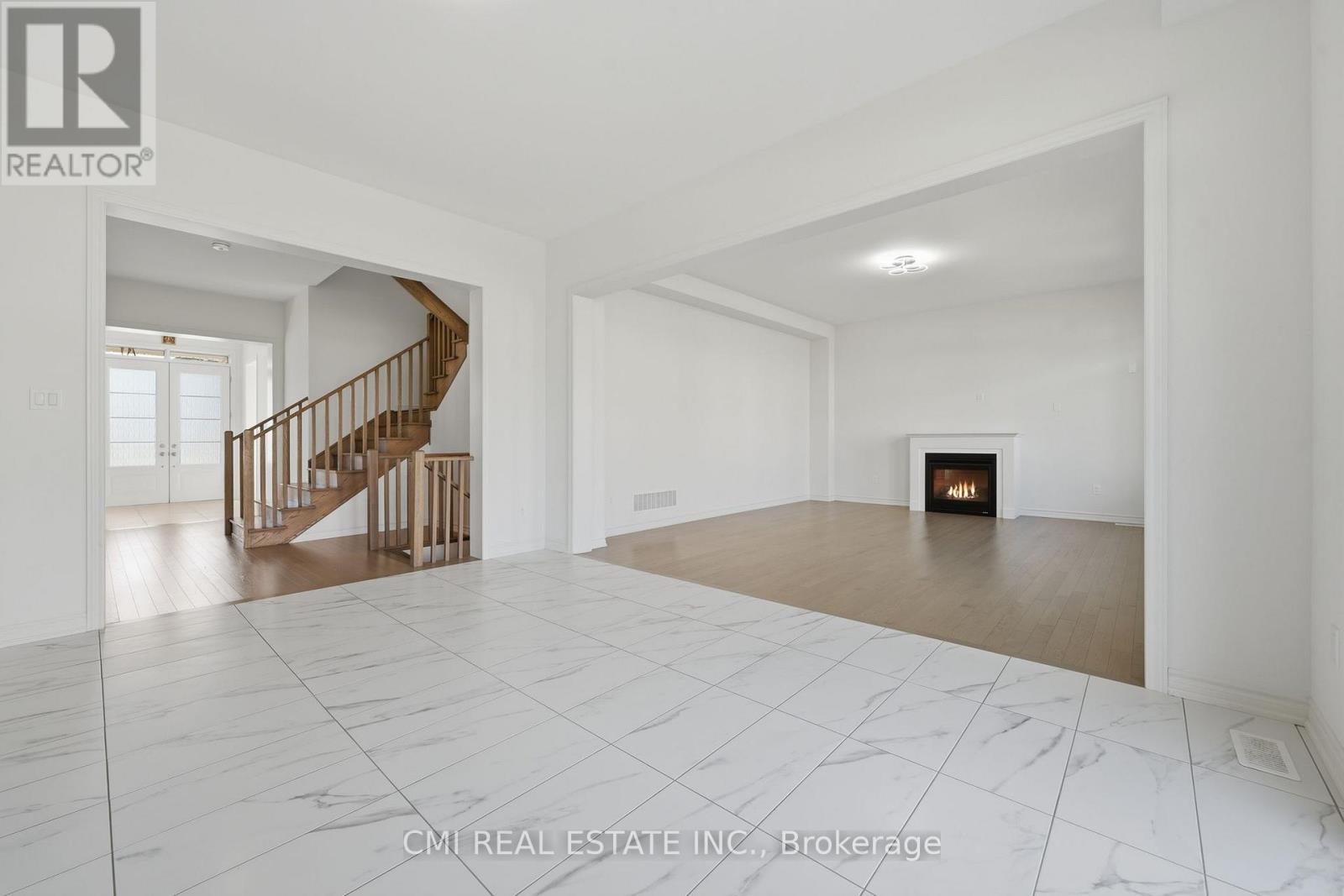 25 Bellflower Crescent Property Photo 11
