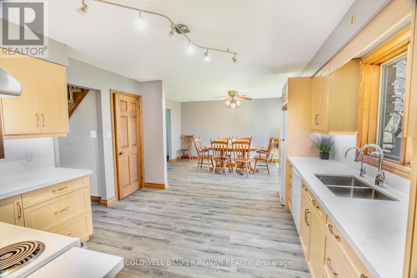 9199 Highway 89 Property Photo 12