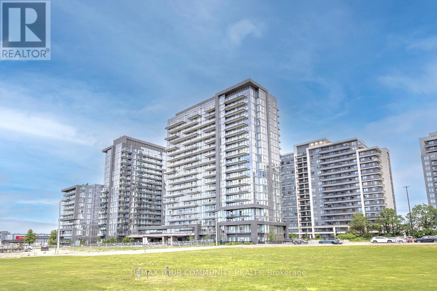 406 - 20 GATINEAU DRIVE Property Photo 1