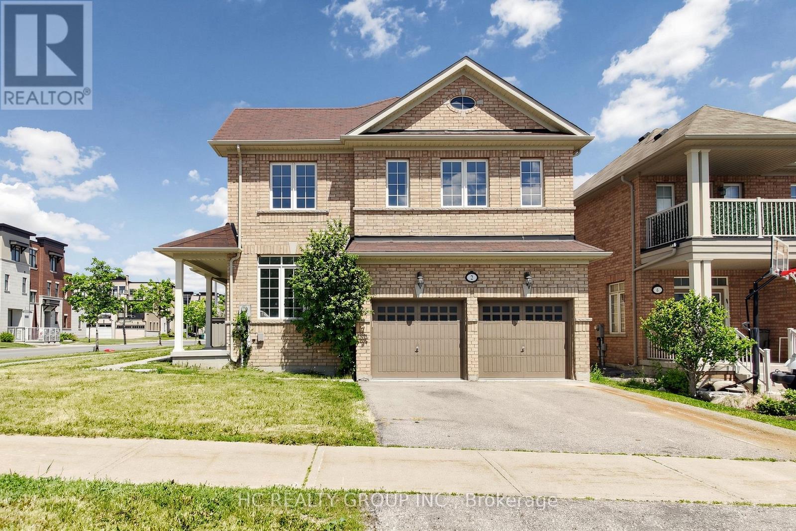2 APPLE GROVE COURT