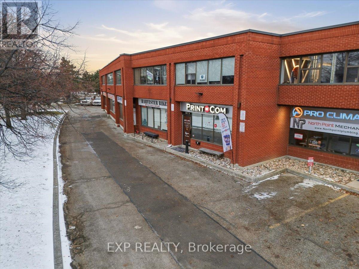 14 - 470 North Rivermede Road Property Photo 4
