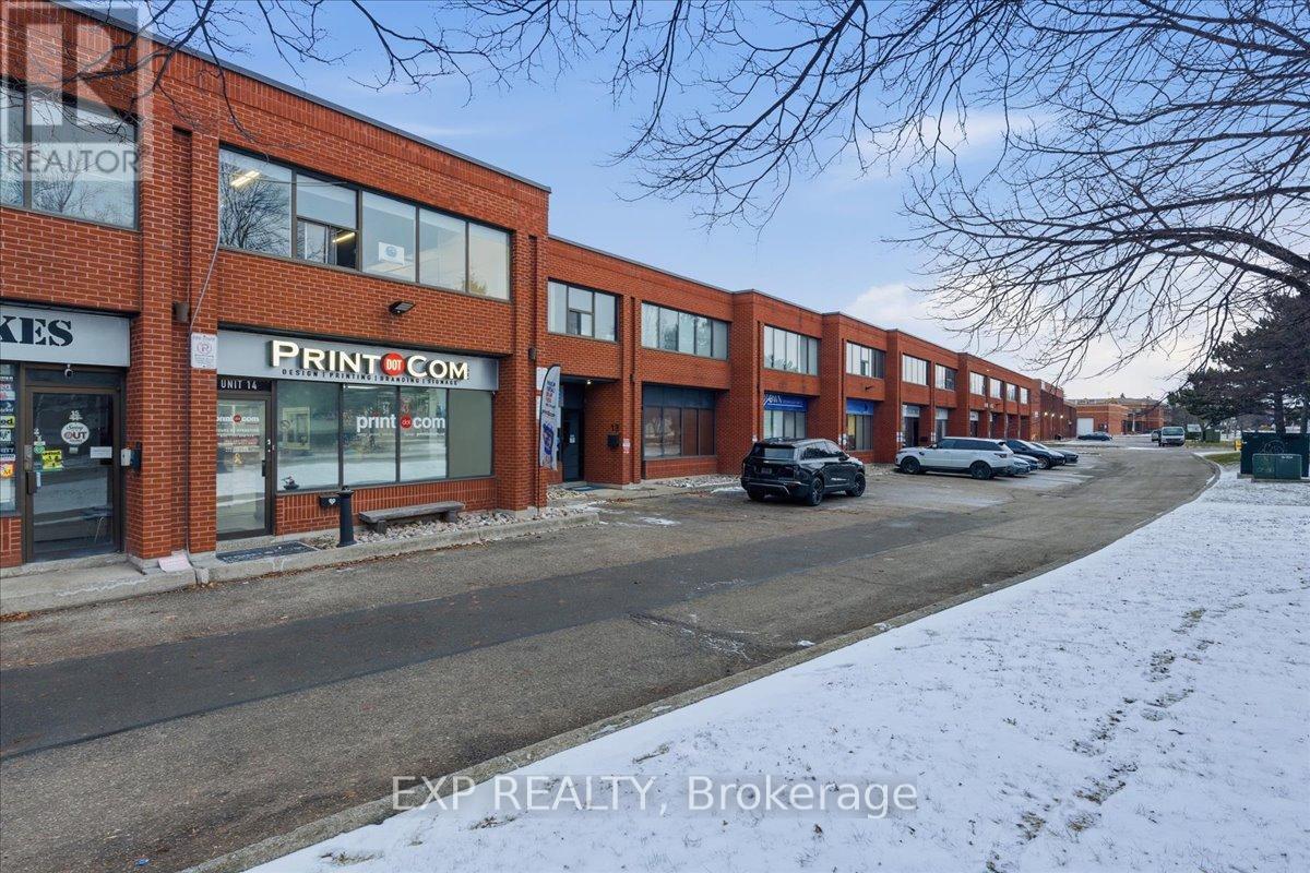 14 - 470 North Rivermede Road Property Photo 3