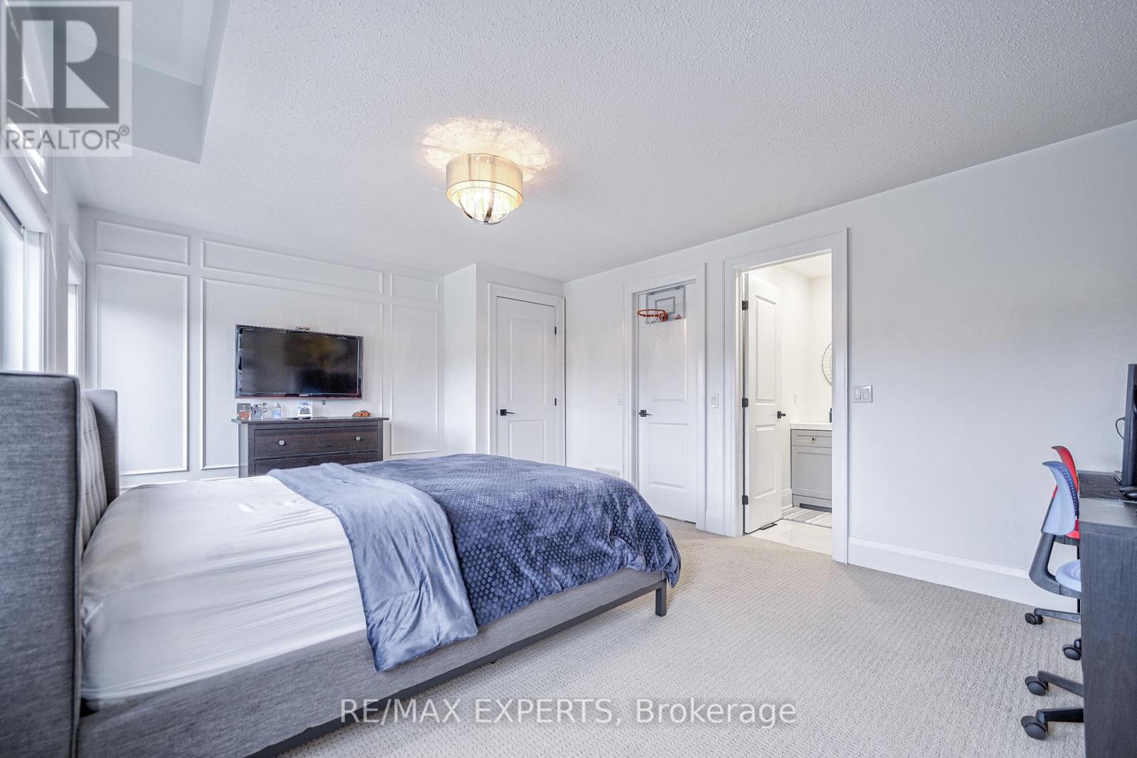 265 Chatfield Drive N Property Photo 35