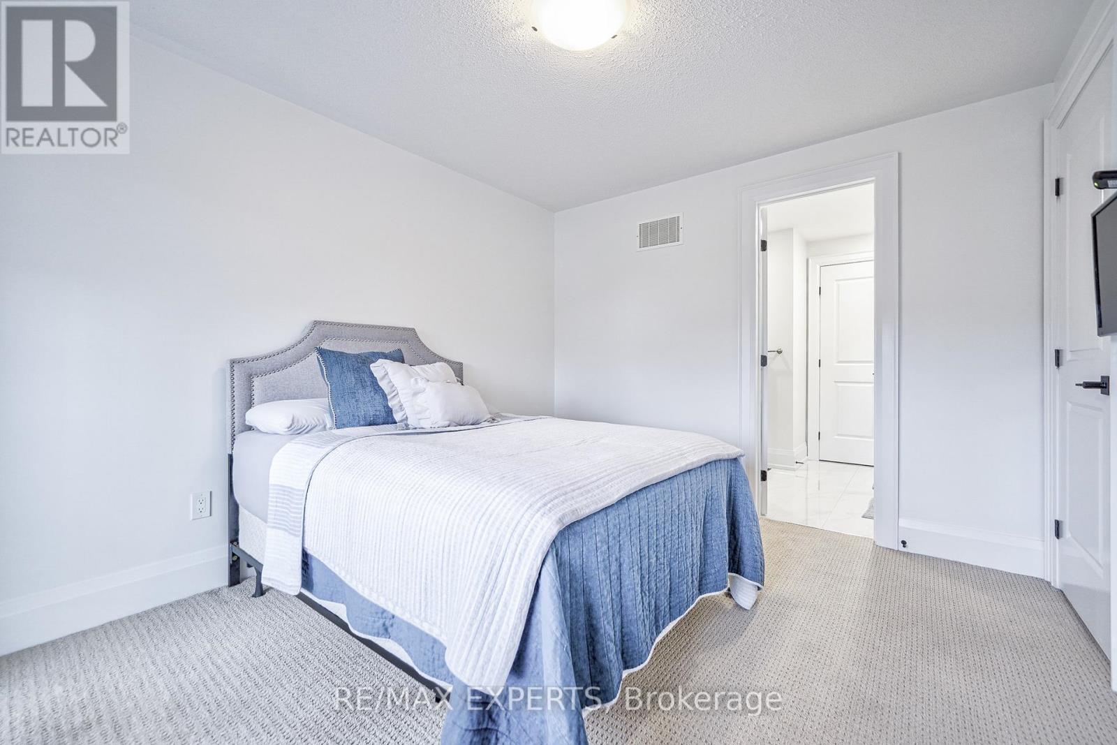 265 Chatfield Drive N Property Photo 38