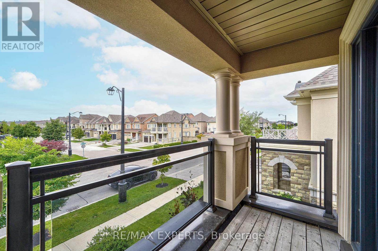 265 Chatfield Drive N Property Photo 39