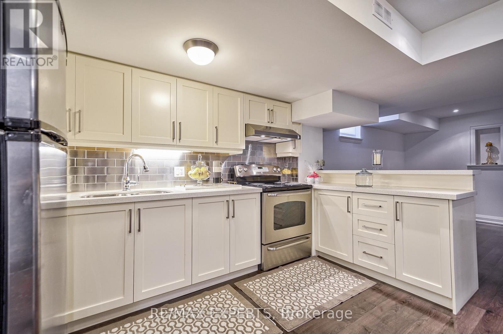 265 Chatfield Drive N Property Photo 41