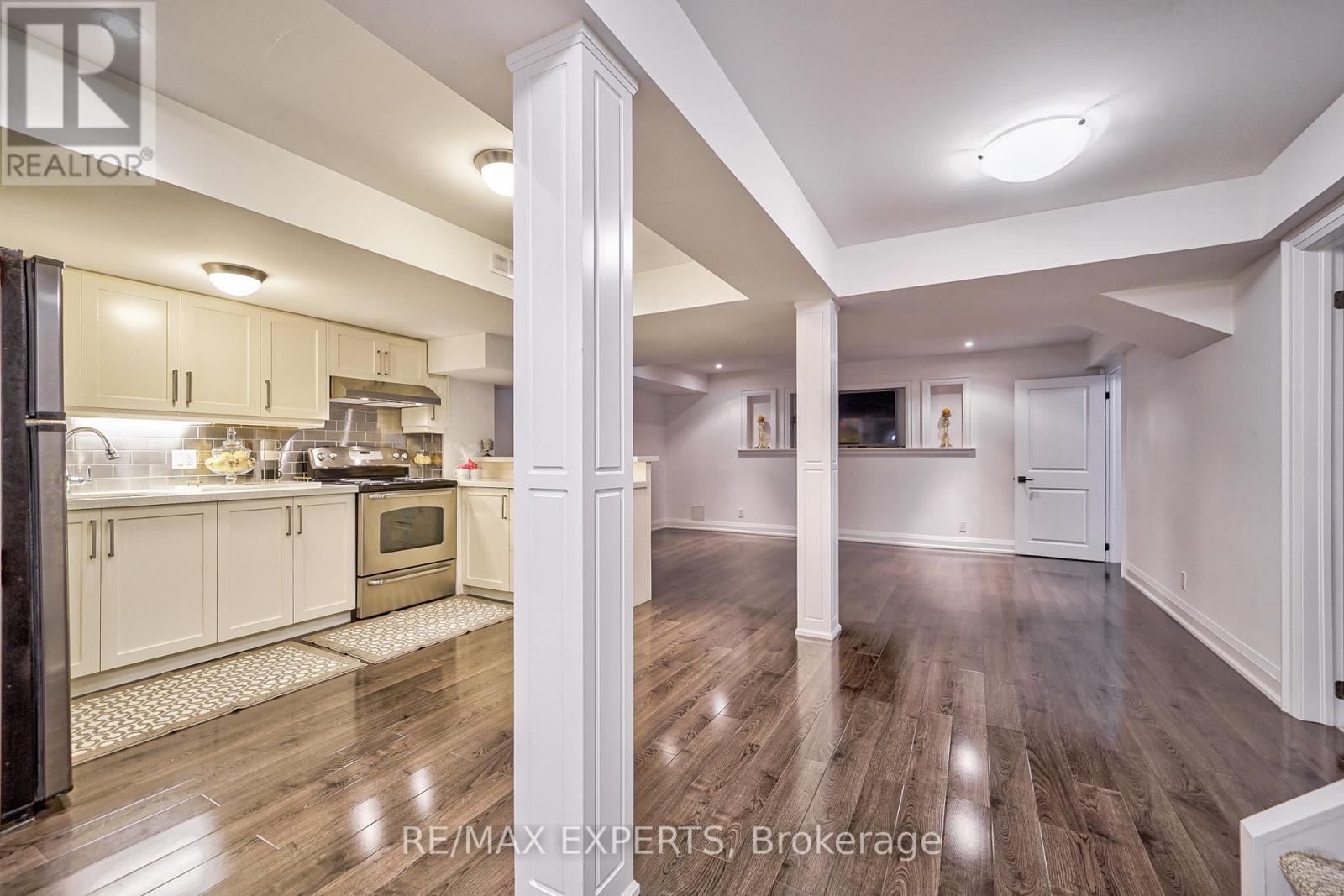 265 Chatfield Drive N Property Photo 43