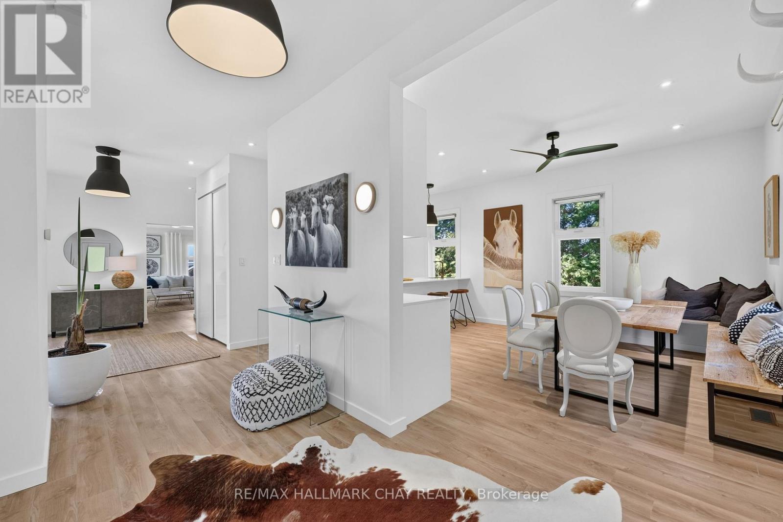 7874 10th Line Property Photo 11