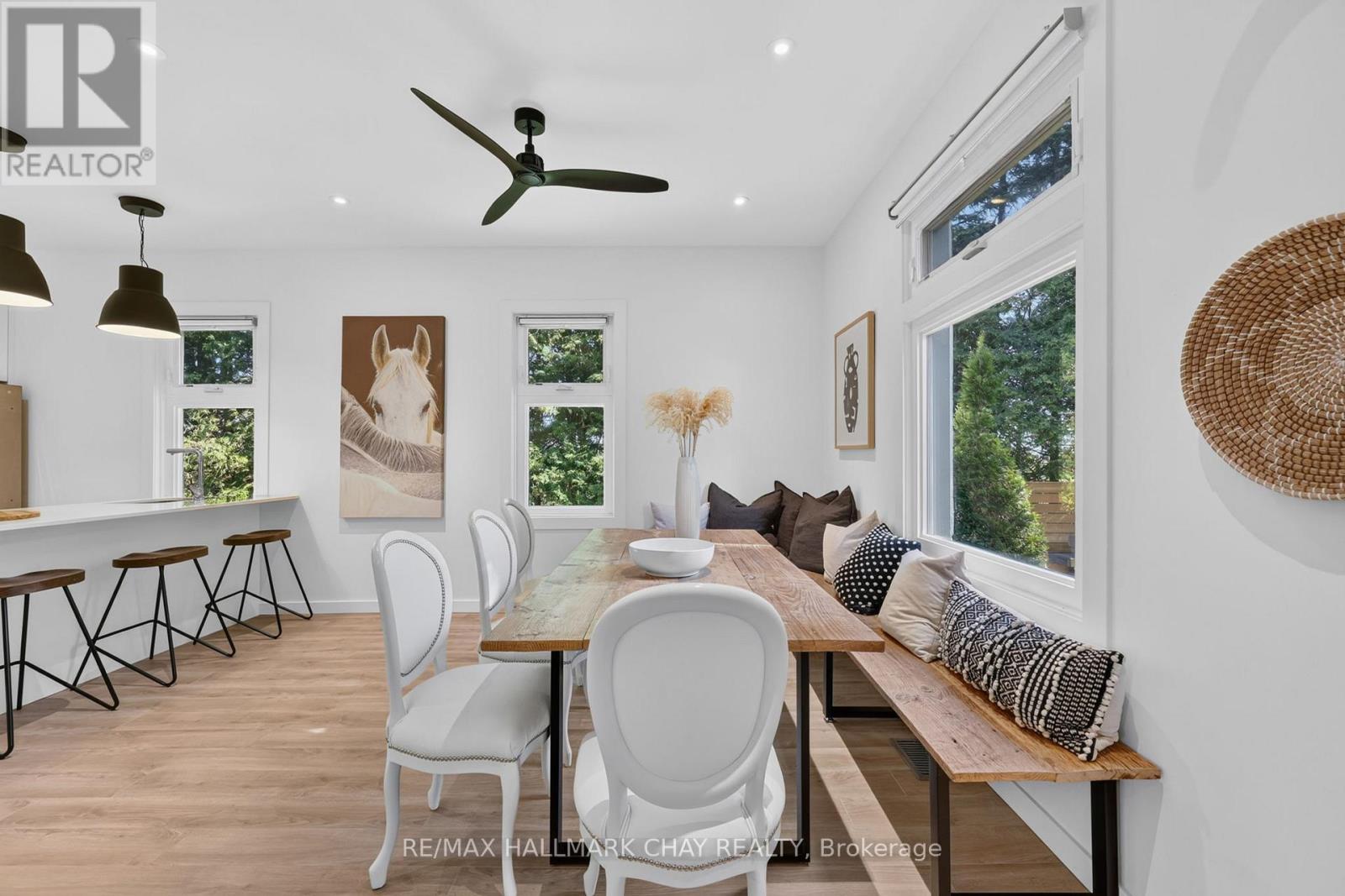 7874 10th Line Property Photo 12