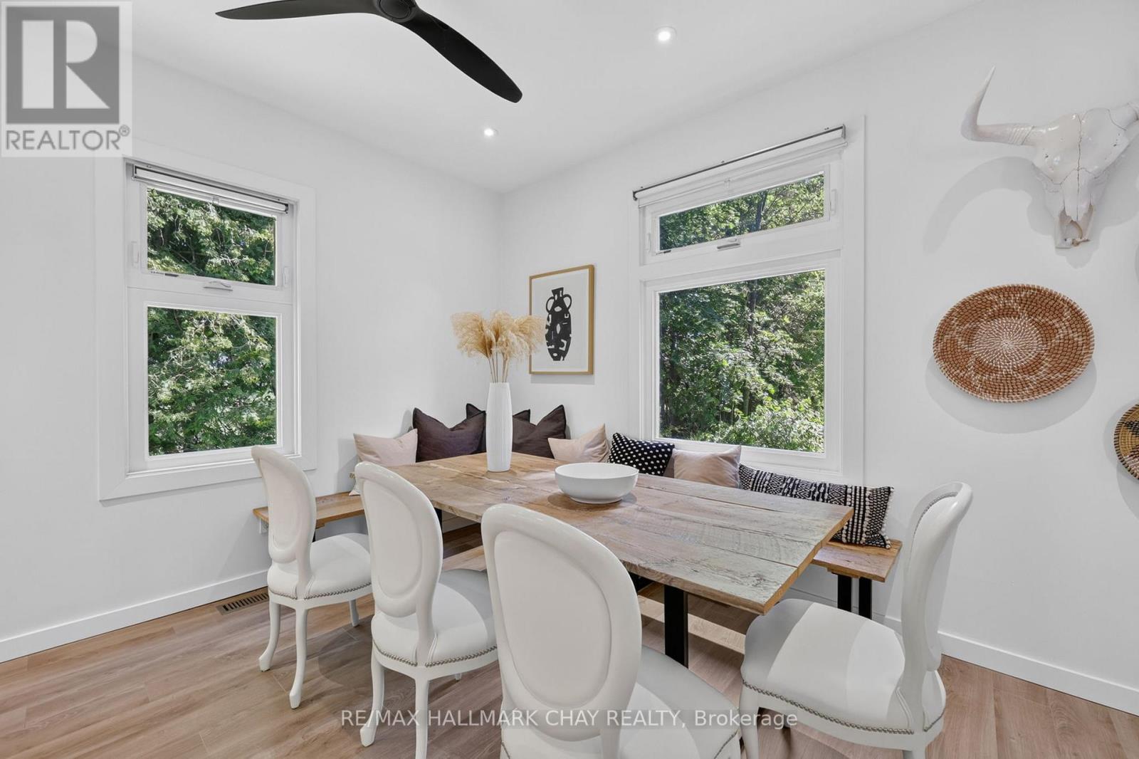 7874 10th Line Property Photo 13