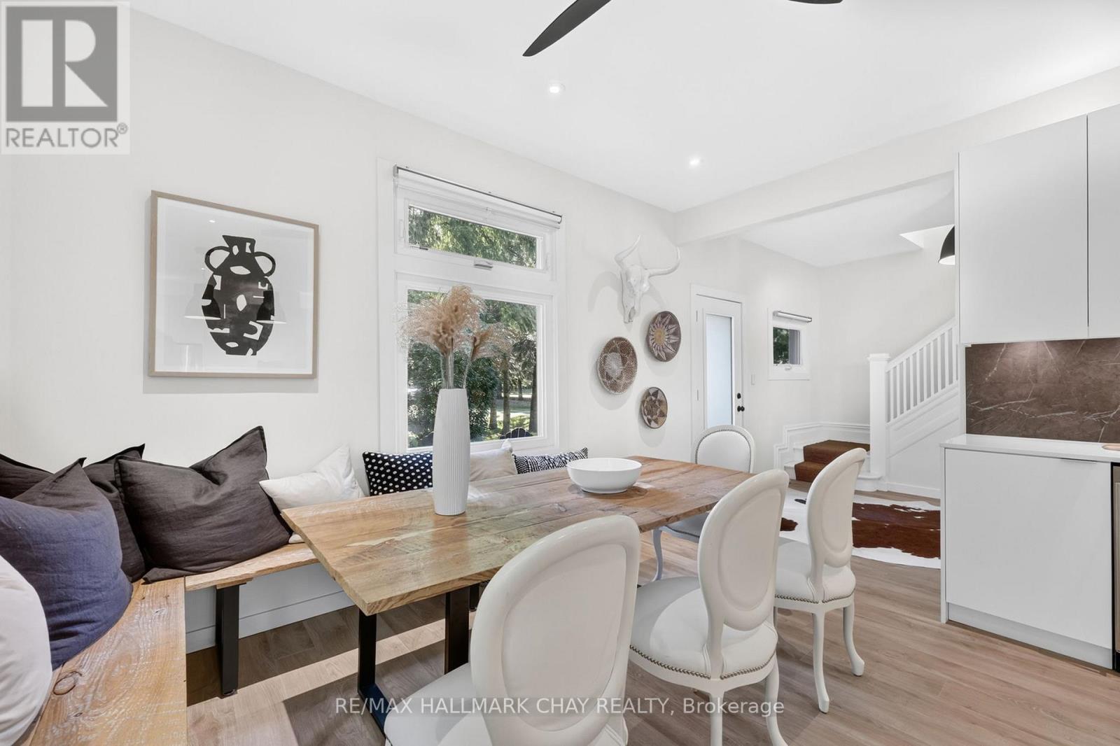 7874 10th Line Property Photo 14