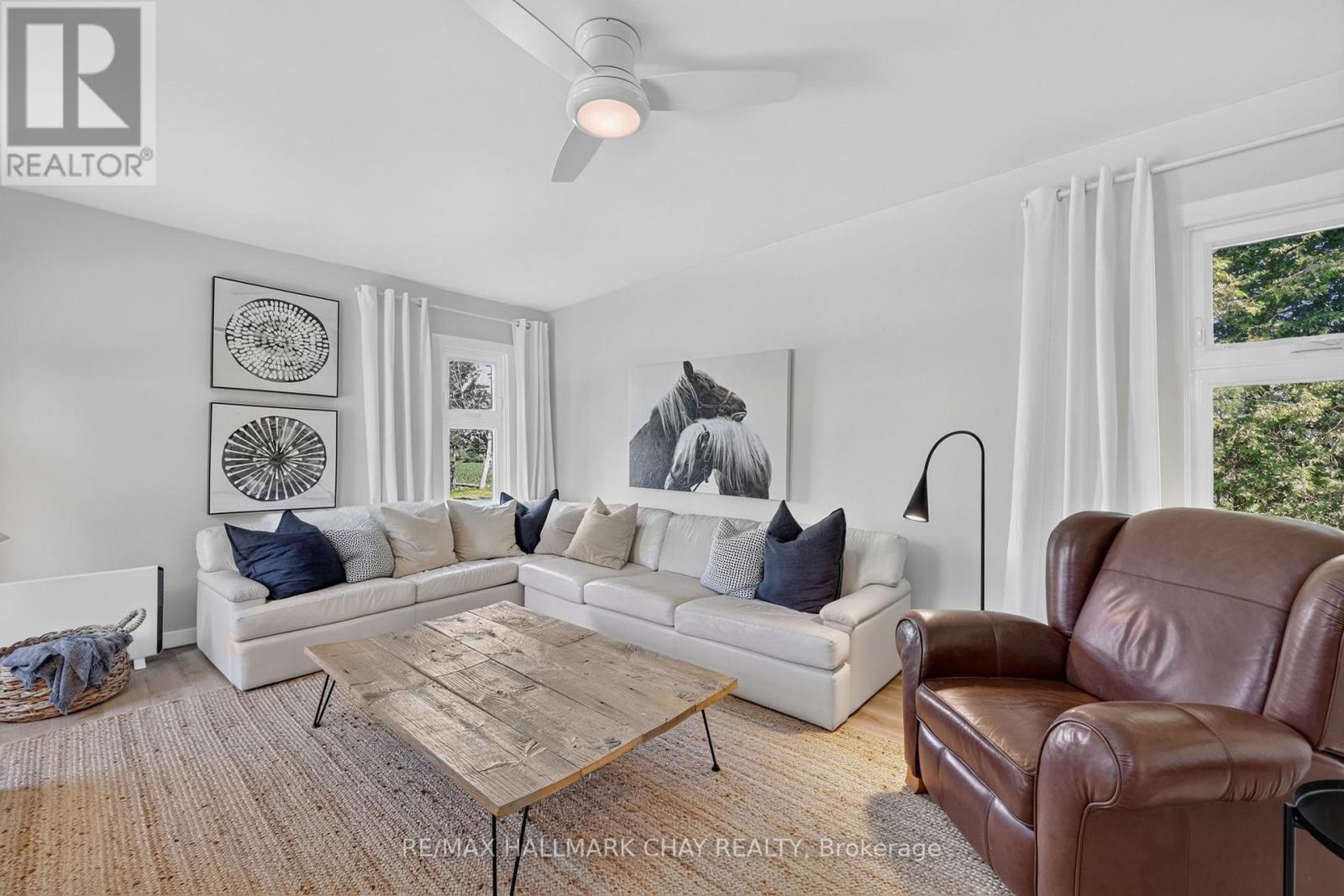 7874 10th Line Property Photo 21