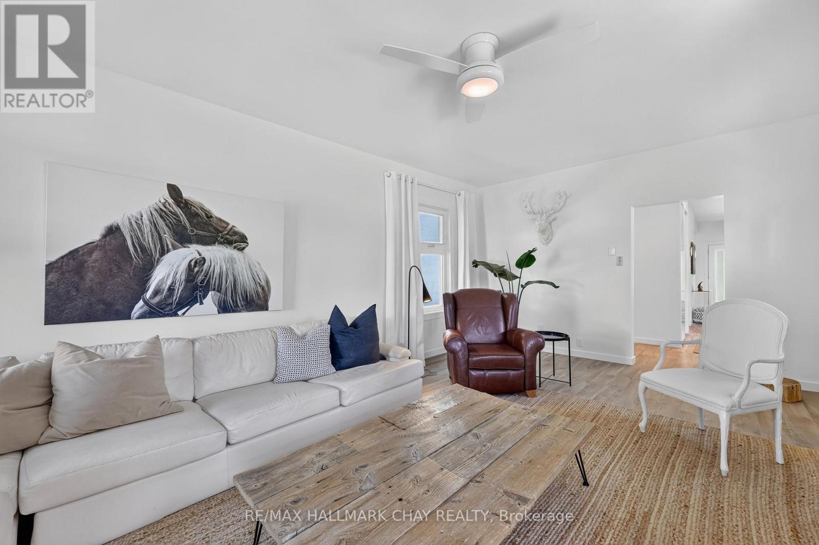 7874 10th Line Property Photo 23