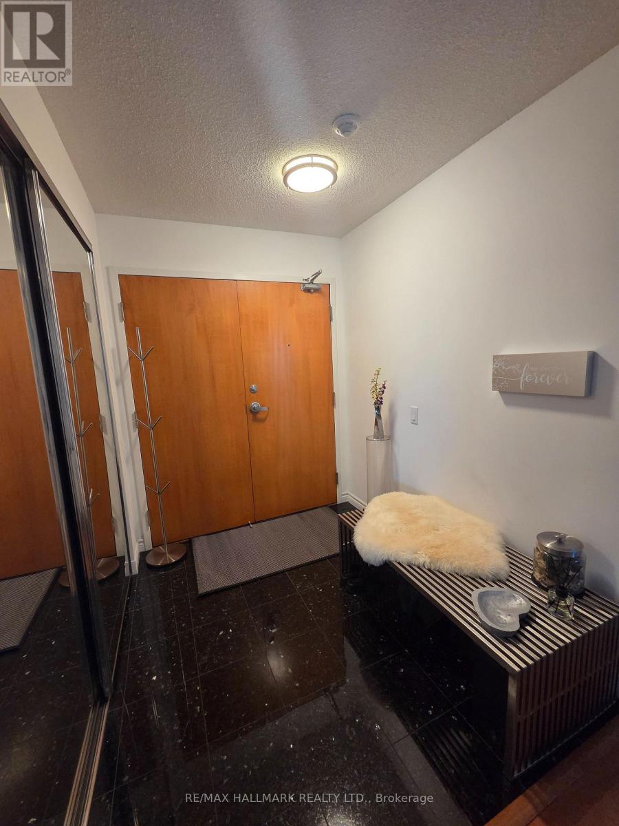 611 - 9017 Leslie Street Property Photo 11