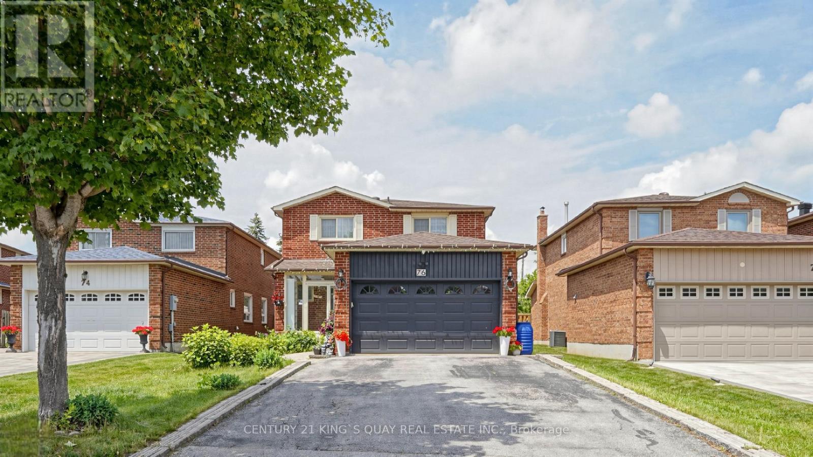 76 BENDAMERE CRESCENT Property Photo 1
