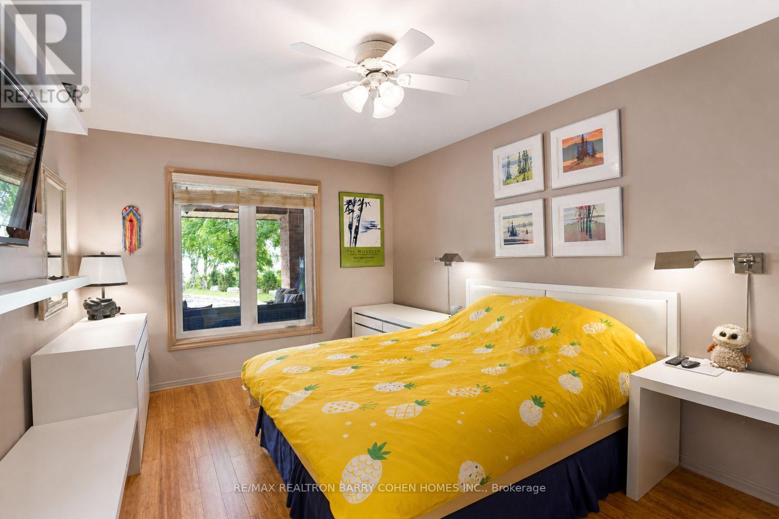 700 Lake Drive N Property Photo 21