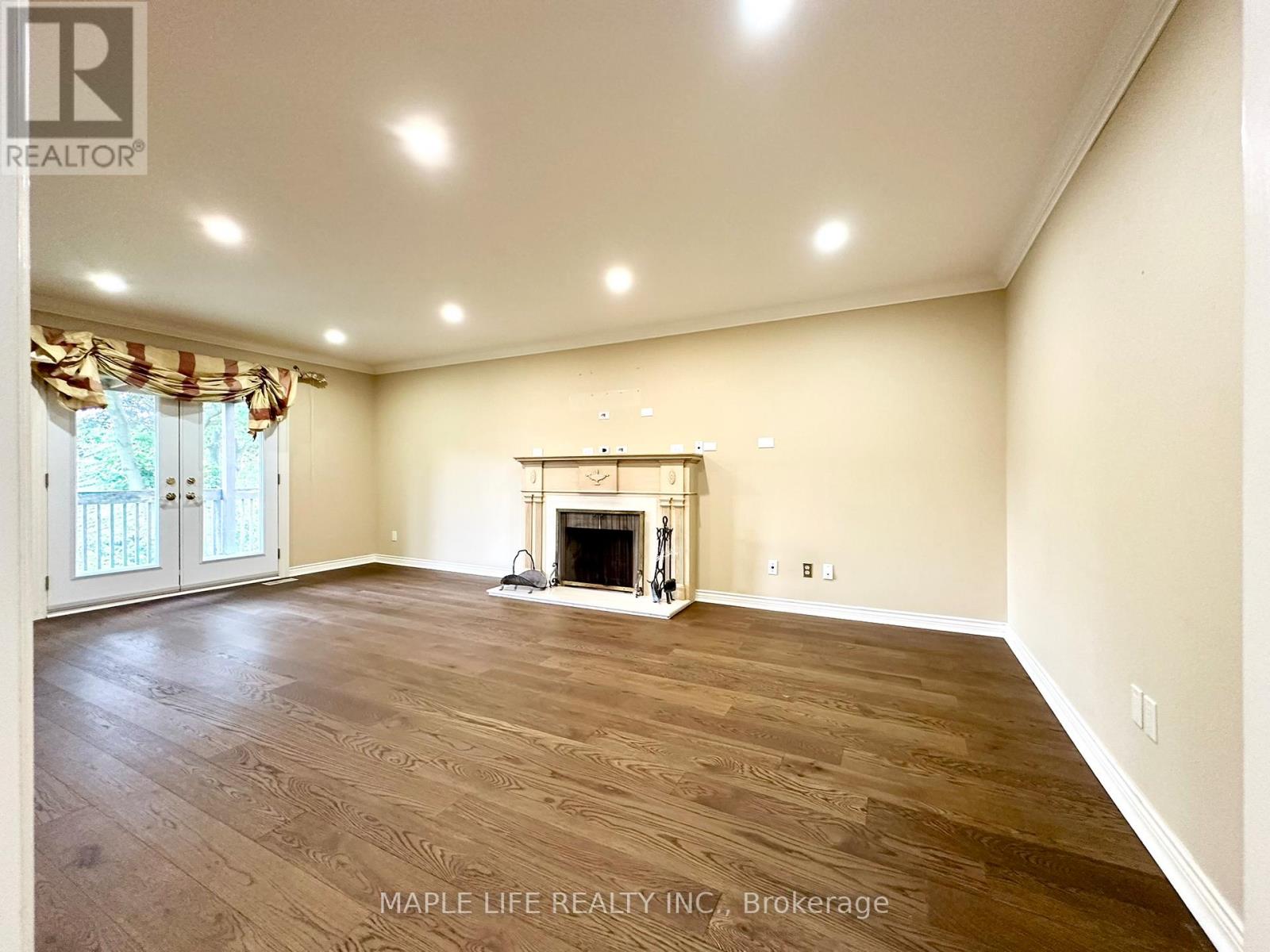 52 Prince Edward Boulevard Property Photo 13