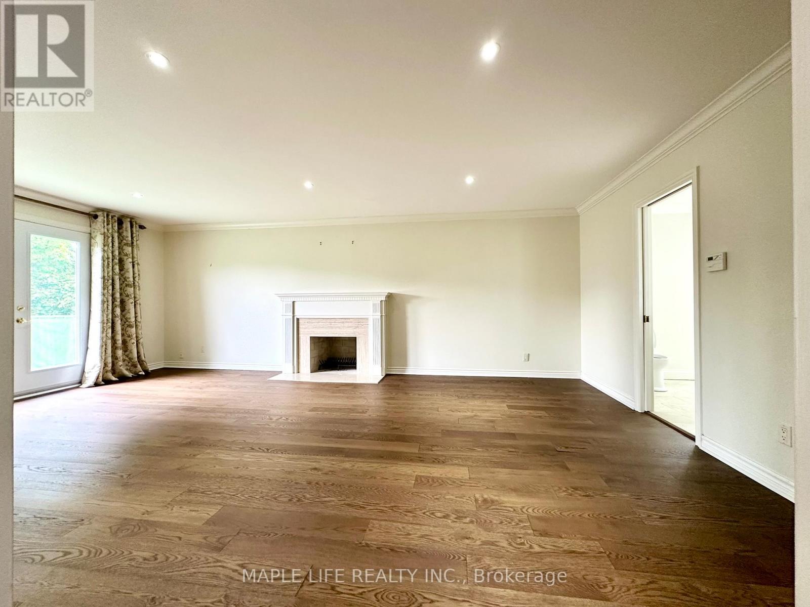 52 Prince Edward Boulevard Property Photo 20