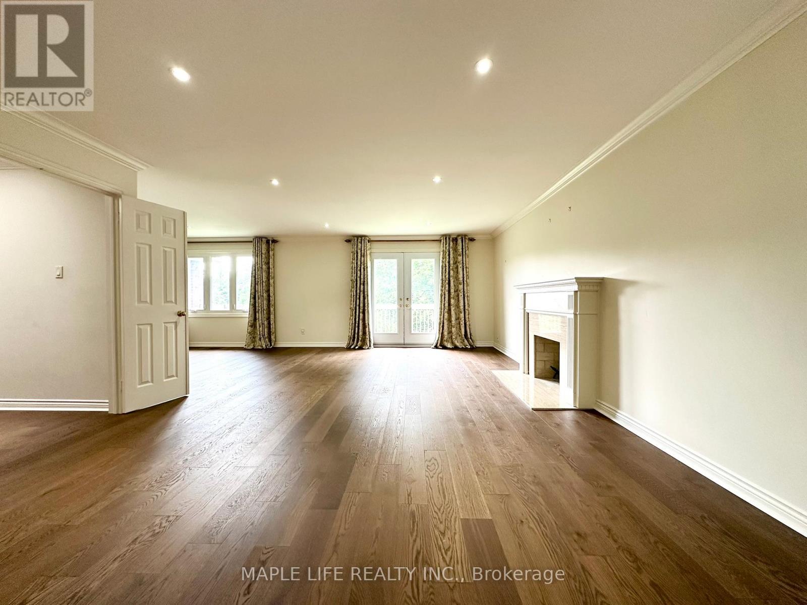 52 Prince Edward Boulevard Property Photo 21