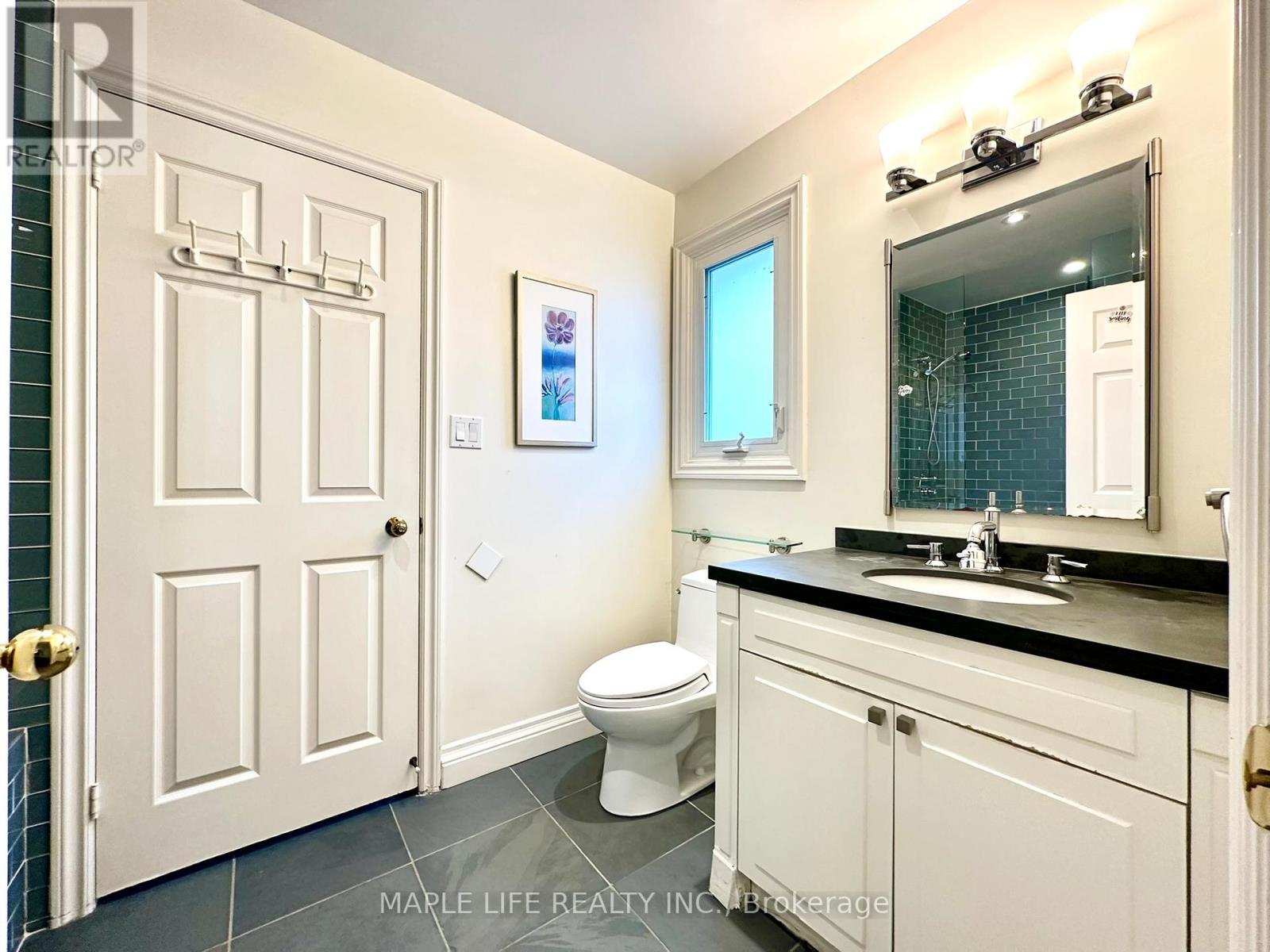52 Prince Edward Boulevard Property Photo 27