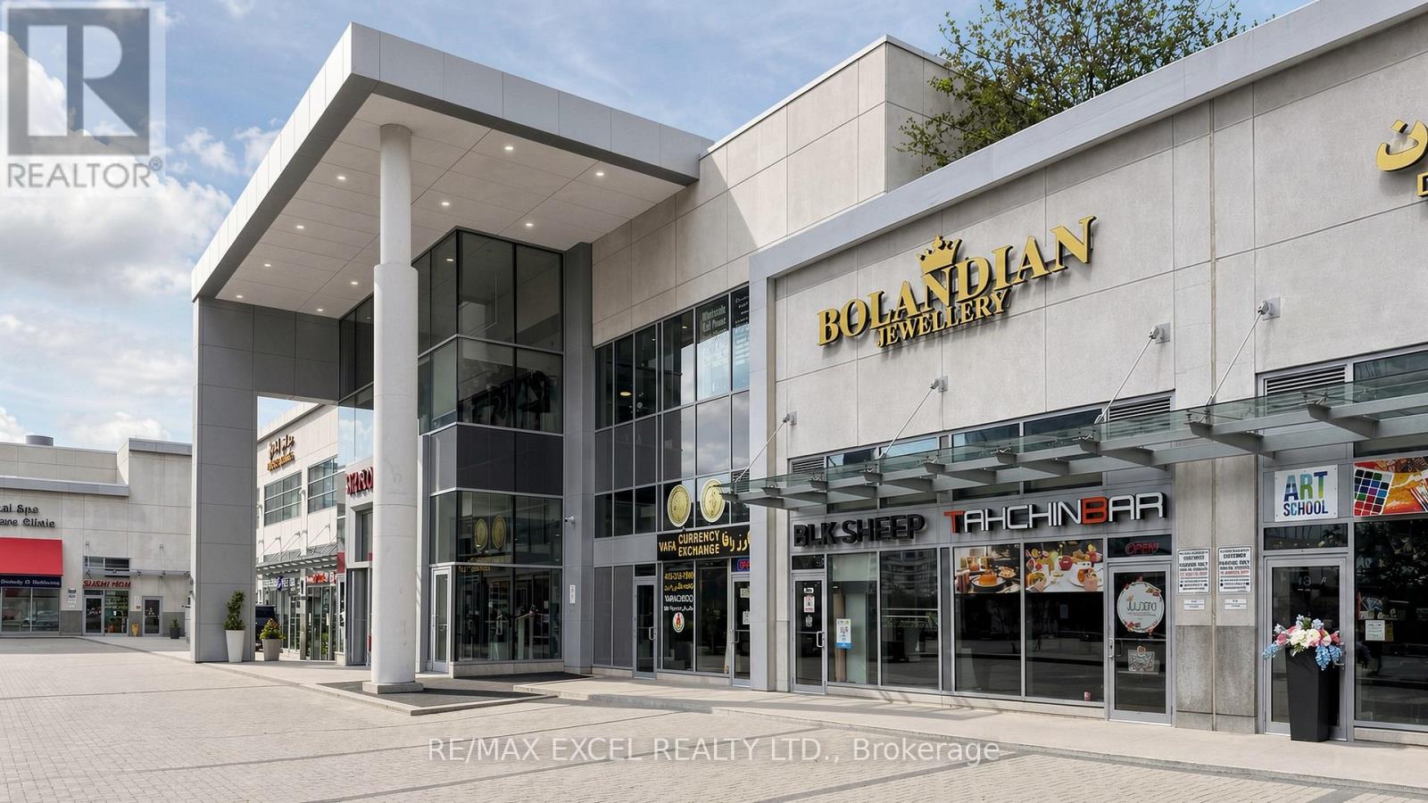 16 - 7181 Yonge Street Property Photo 1