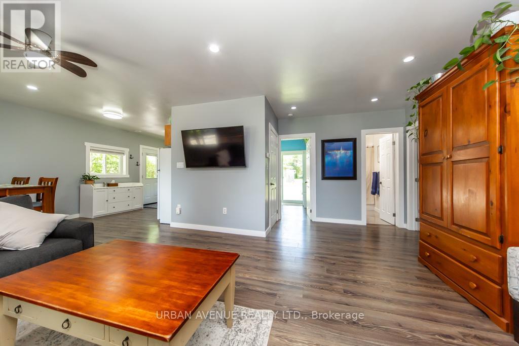 23505 Lakeridge Road Property Photo 13