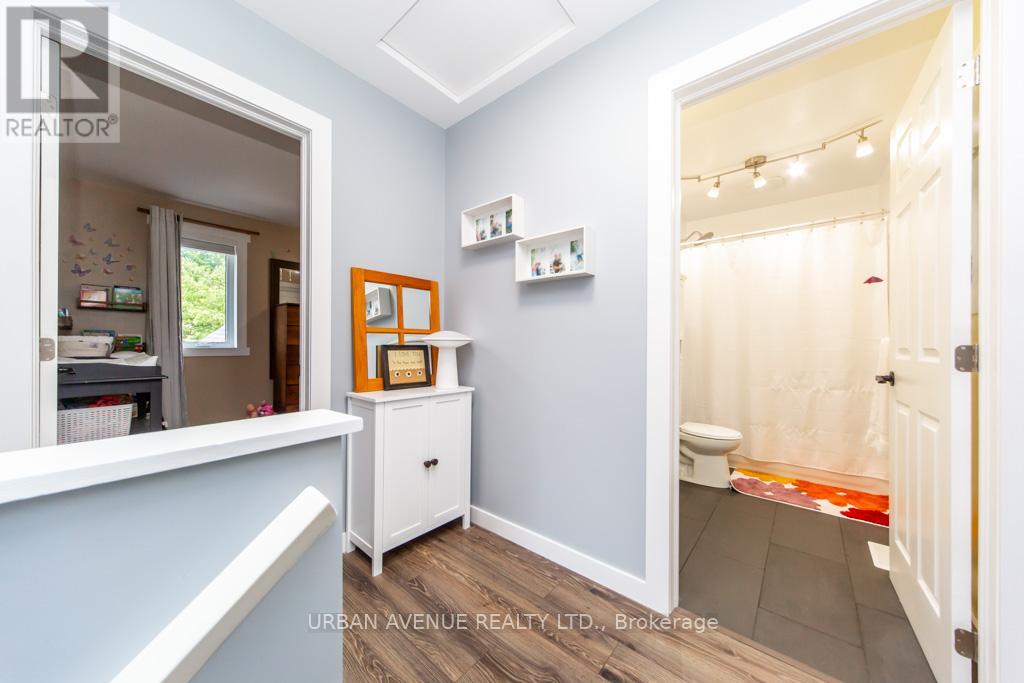 23505 Lakeridge Road Property Photo 26