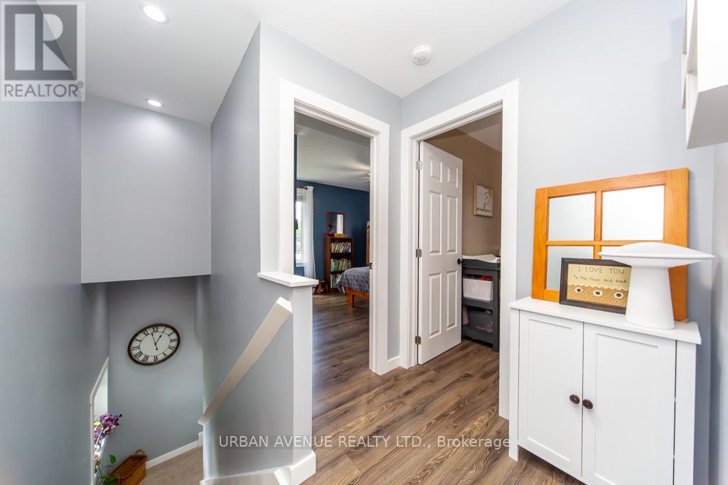 23505 Lakeridge Road Property Photo 27