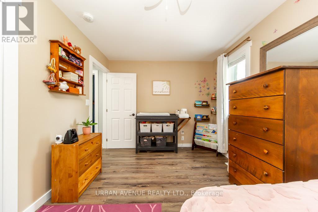 23505 Lakeridge Road Property Photo 32