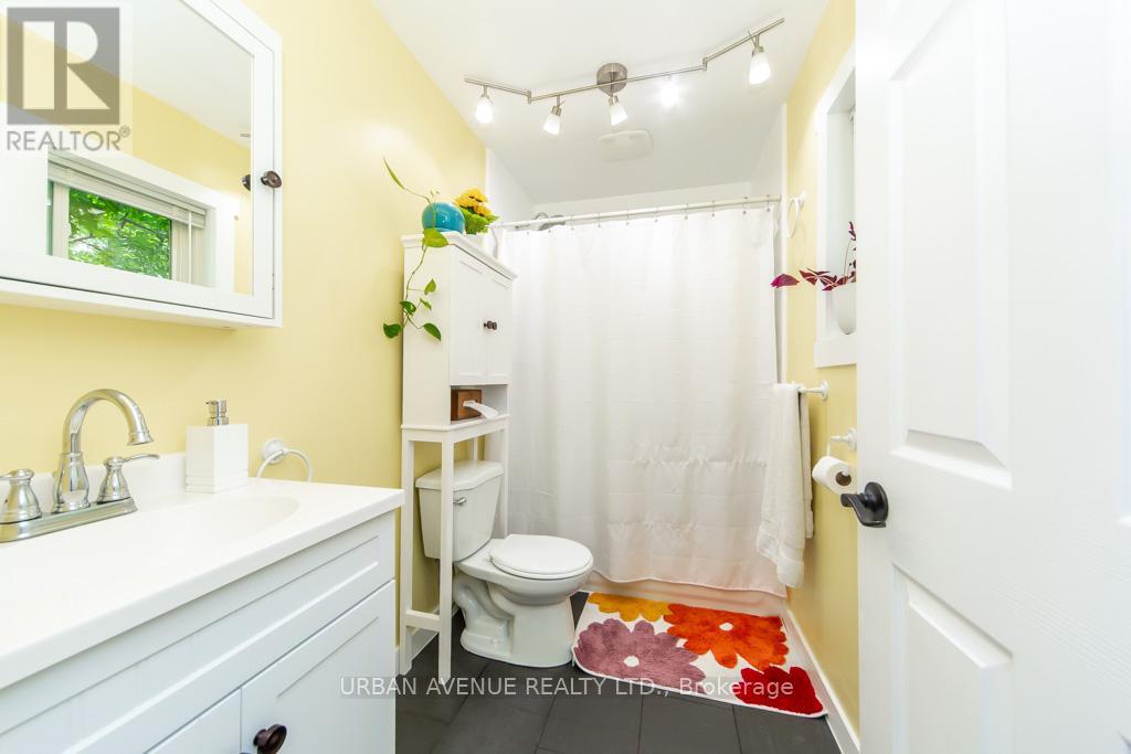 23505 Lakeridge Road Property Photo 34